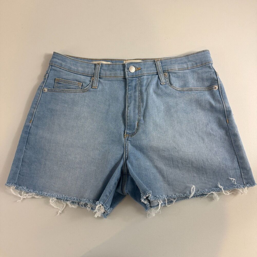 Universal Thread High Rise Midi Cut Off Denim Shorts Light Wash Women's 12 / 31R